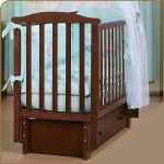 سرير الطفل طولية البندول