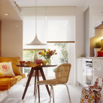 المطبخ مع ديكور أريكة