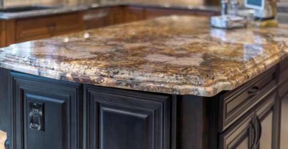 منضدية الكوارتز