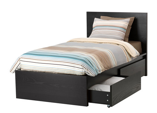 سرير واحد ايكيا مع مربع