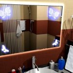 مرآة مع الإضاءة والديكور