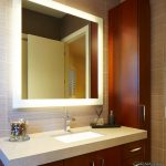 أضواء مرآة الحمام