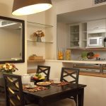 ارتفاع طاولة المطبخ القياسية