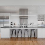 شريط عداد المطبخ