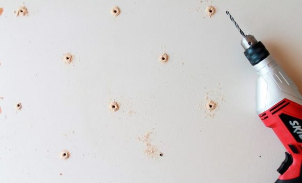 بمناسبة الثقوب