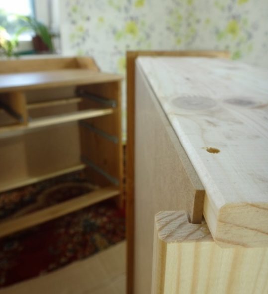 تعليمات تجميع صور الصناديق