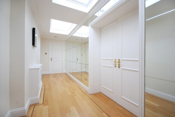 مرآة الحائط الكامل