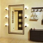 مرآة في الصورة المدخل