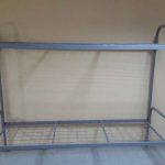 أسرة معدنية ثنائية الطبقة