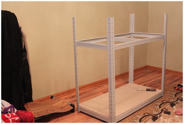 حوض السمك الرف