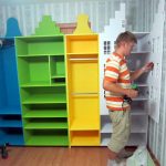 نصنع خزانة ملابس للأطفال