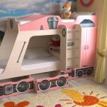 سرير بطابقين المحرك