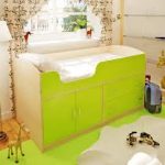 سرير الأطفال العلية أوربت