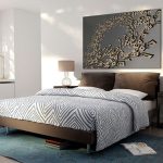 الصور على السرير