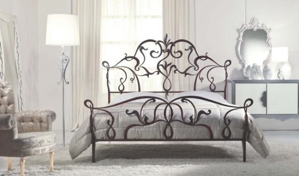 السرير مزورة