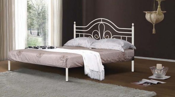 أسرة الحديد المطاوع