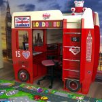 سرير أطفال حافلة