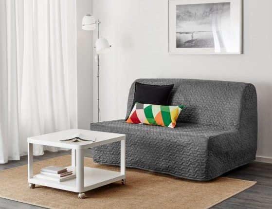 سرير كرسي في غطاء