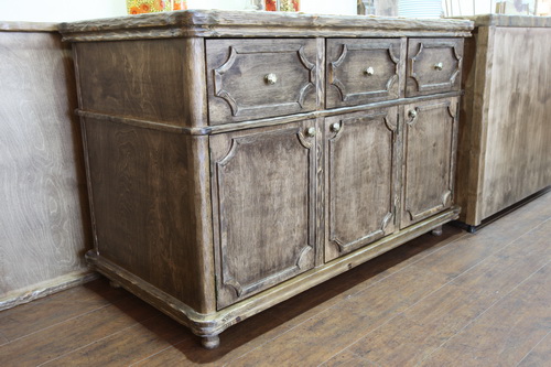 الأثاث المصنوع من الخشب القديم تفعل ذلك بنفسك في الداخل