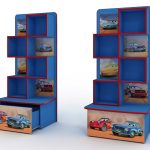 رف للعب مع عربات اليد