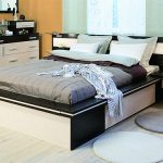 سرير مزدوج أنيق