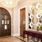 اختيار مرآة في الردهة