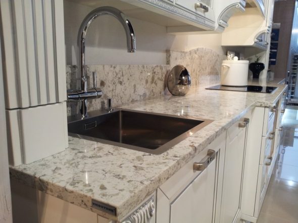 التكتل منضدية