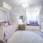 المظلة في الحضانة