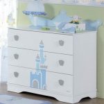 خزانة ملابس