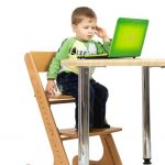 كرسي الأطفال دون الورنيش