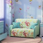 أريكة الأكورديون في الحضانة