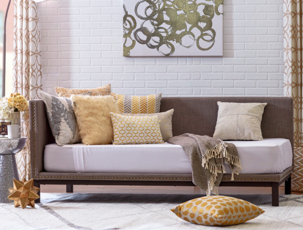 سرير أريكة مع مرتبة