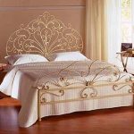 سرير مزدوج مزورة