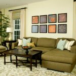 سرير قابلة للطي الفرنسية في الداخل