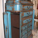 الشيخوخة الاصطناعية للأثاث تحظى بشعبية