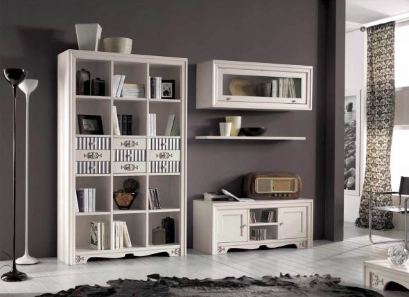 خزانة في الداخل