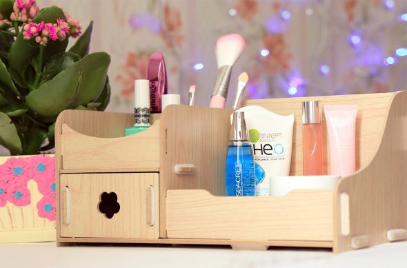 مضمد لمستحضرات التجميل