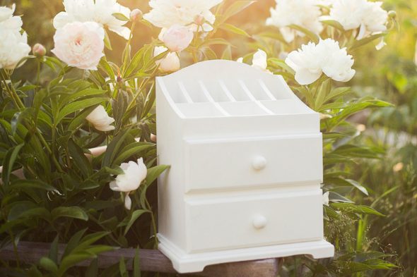 مضمد عملي لمستحضرات التجميل