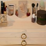 مضمد لمستحضرات التجميل