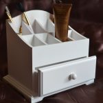 مضمد لمستحضرات التجميل