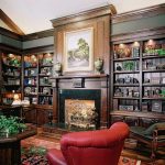 أحمر كرسي الإنجليزية