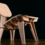 كرسي الخشب الرقائقي