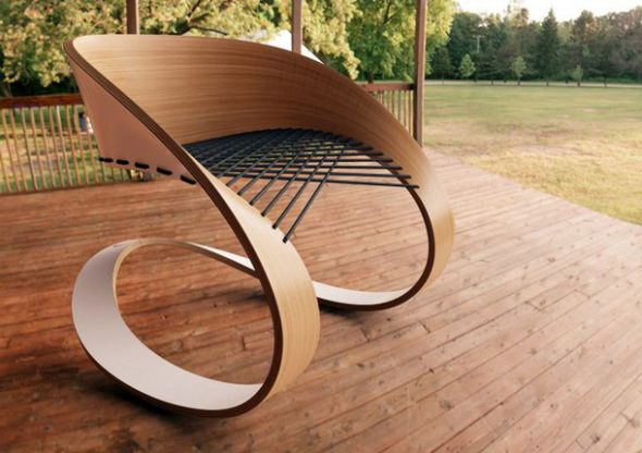 كرسي الخشب الرقائقي