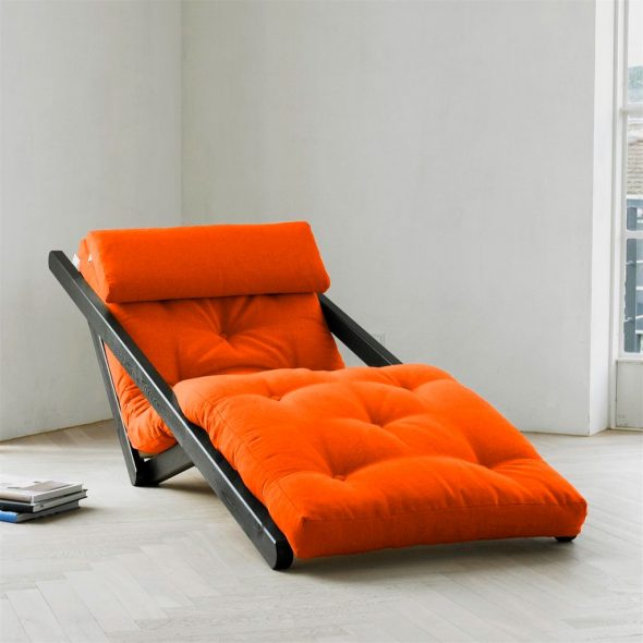 سرير كرسي أحمر