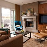 كرسي مع صورة مسند للقدمين