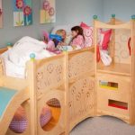 سرير طفل غير عادي