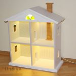 منزل الجرف مع الضوء