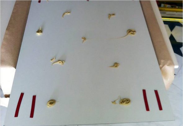 شريط لاصق والغراء