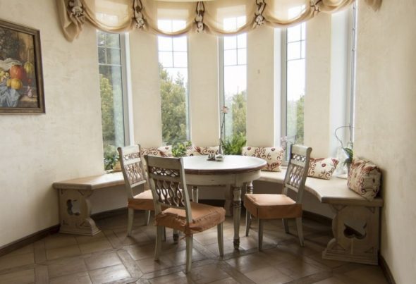 الجدول من النافذة