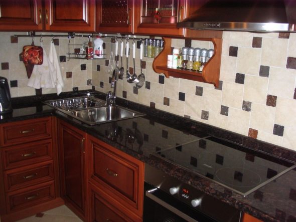 سطح عمل المطبخ
